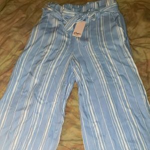 Candies Blue/White Stripe Crop Pants sz small